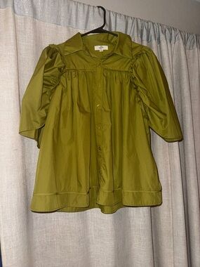 Entro Olive Green RUFFLED BUTTON DOWN BLOUSE,  PREPPY, BABY DOLL, WOMEN SIZE M